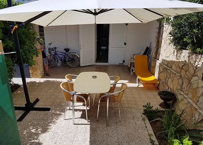 شقة Modern With Sea View In Pag, 40 Sqm باغ