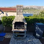 Modern With Sea View In Pag, 40 Sqm Pag Town