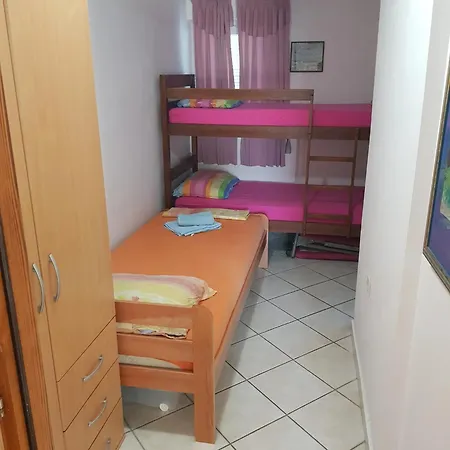 Modern With Sea View In Pag, 40 Sqm Διαμέρισμα *