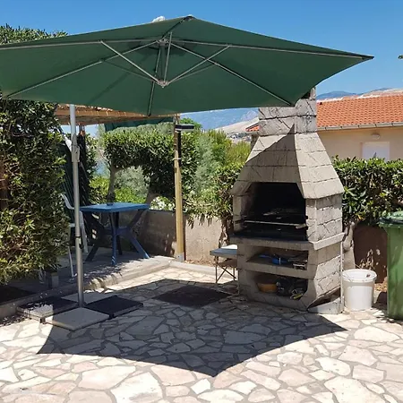 Modern With Sea View In Pag, 40 Sqm Pag Town
