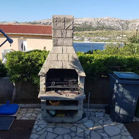 Modern With Sea View In Pag, 40 Sqm Apartamento *