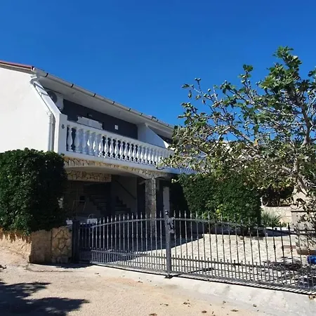 Апартаменты Modern With Sea View In Pag, 40 Sqm *