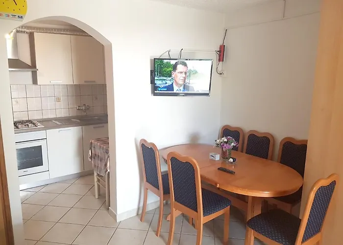 Modern With Sea View In Pag, 40 Sqm *